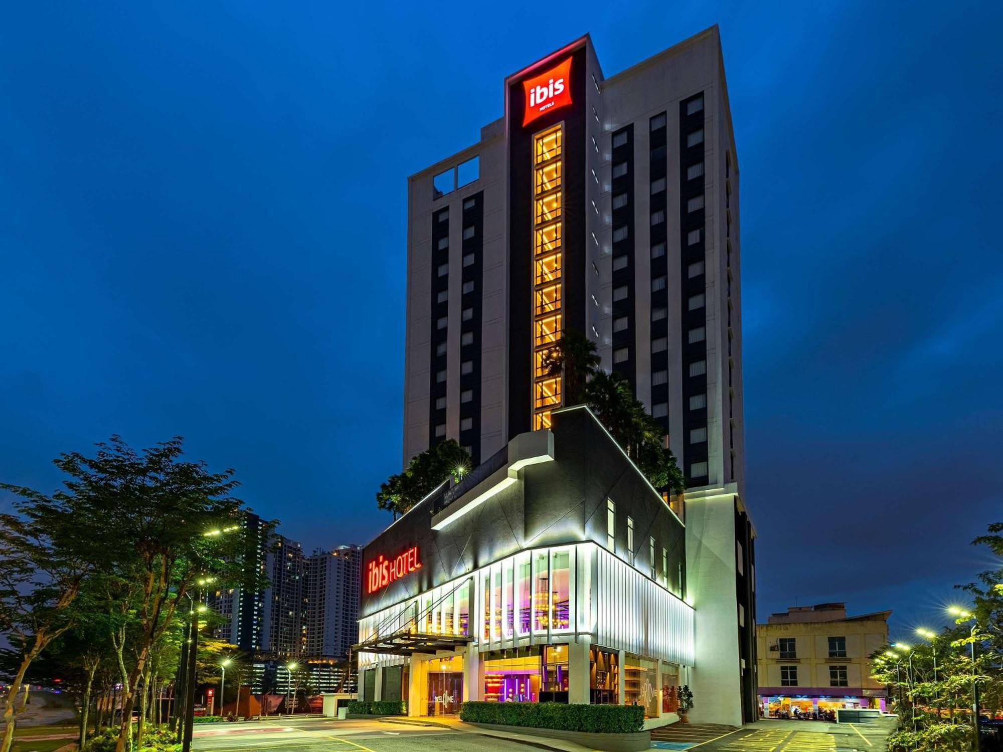 ホテル Ibis Pjcc ペタリンジャヤ エクステリア 写真
